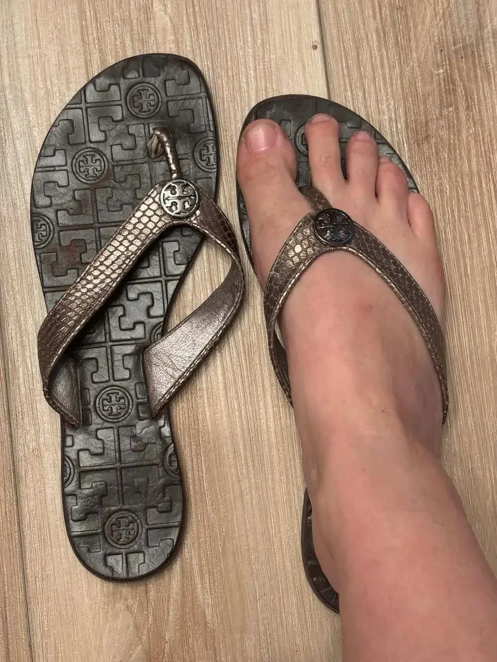 Tory Burch Women's Snakeskin Print Thin Flip Flops with Silver Logo Medallion